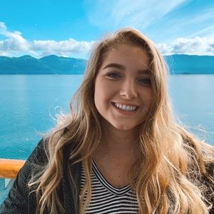 Meet your Posher, Jena